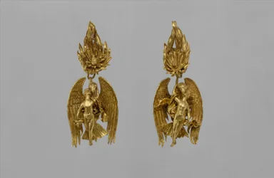 Paar gouden oorbellen met Ganymedes en de adelaar, ca. 330-300 v.Chr.